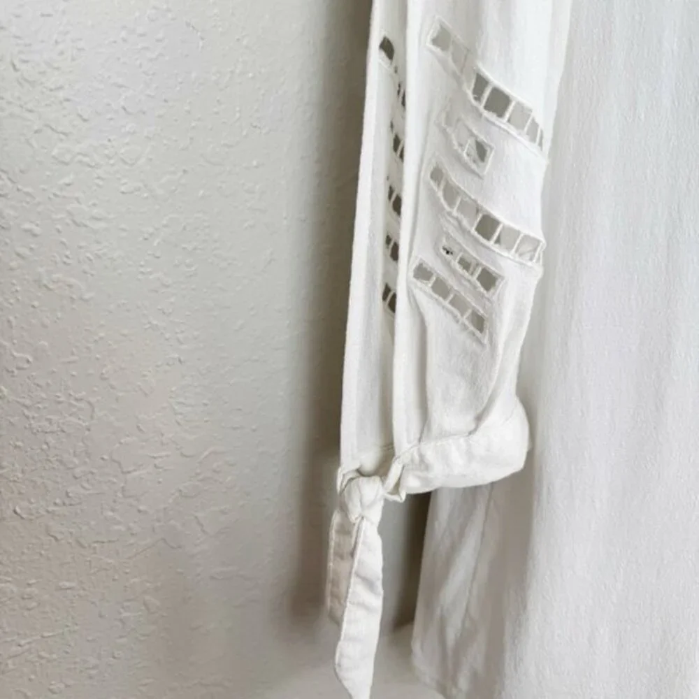 Lulus white Bloomfield open long‎ sleeve shift dress M